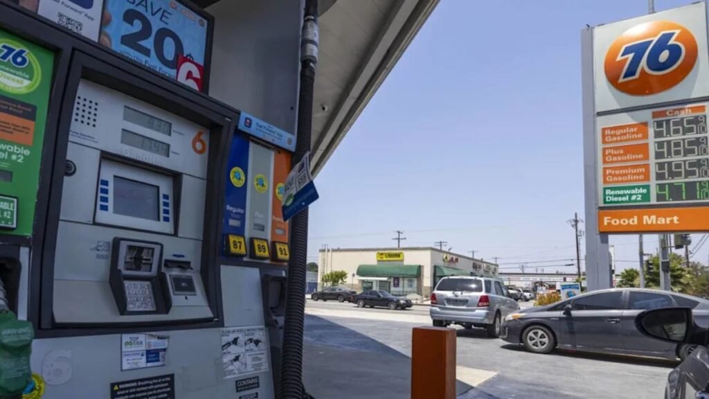 Gas Prices in USA Today February 2026: Drivers Shocked as Rates Suddenly Jump Again!