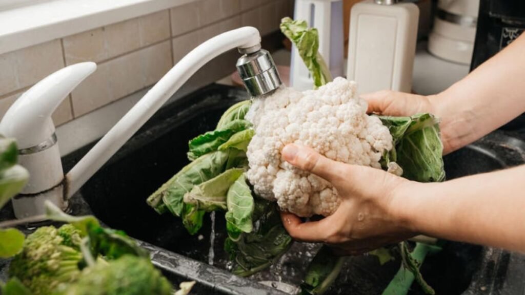 These 5 High-Fiber Foods Have Almost ZERO Carbs — Doctors Are Shocked!