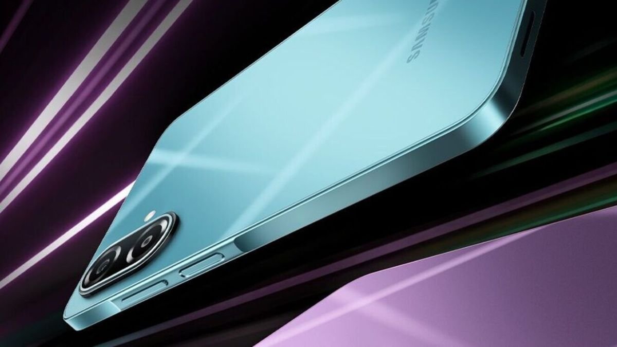 Samsung's Powerful 5G Phone for ₹12,999 – The Galaxy M17e: Here's What You Must Know Before Buying!